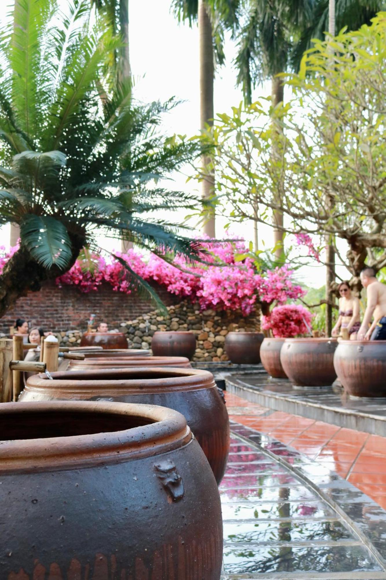Asean Resort - Shiki Onsen & Spa ハノイ市 エクステリア 写真